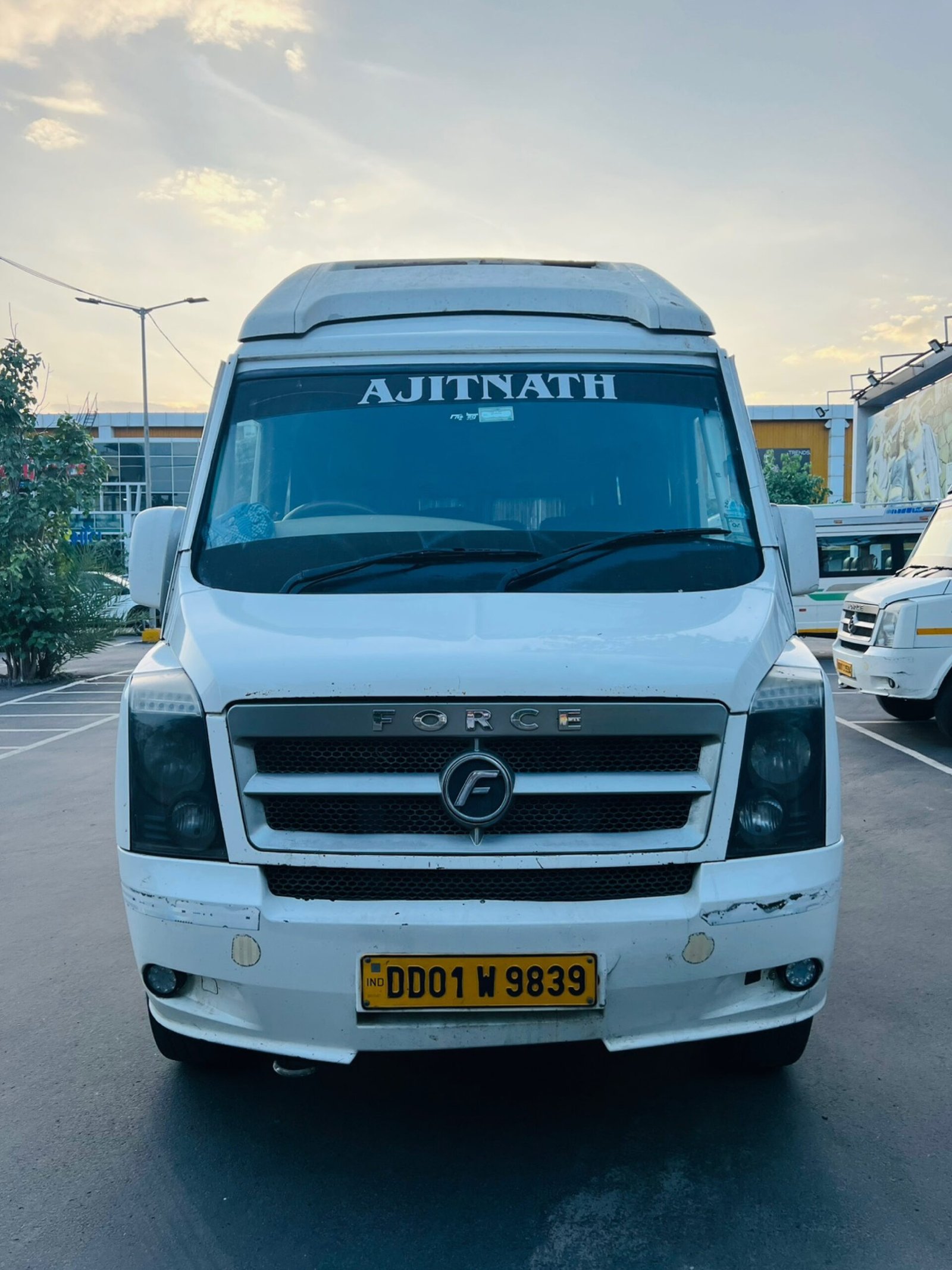 Tempo Traveller 2
