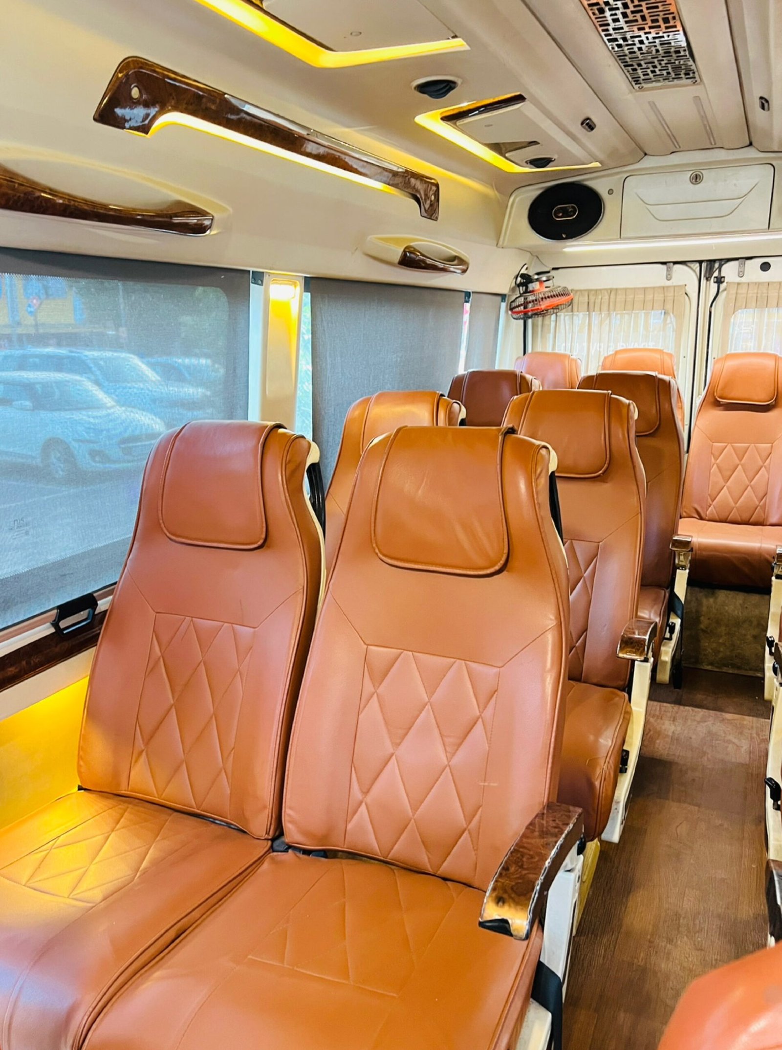 Tempo Traveller 4
