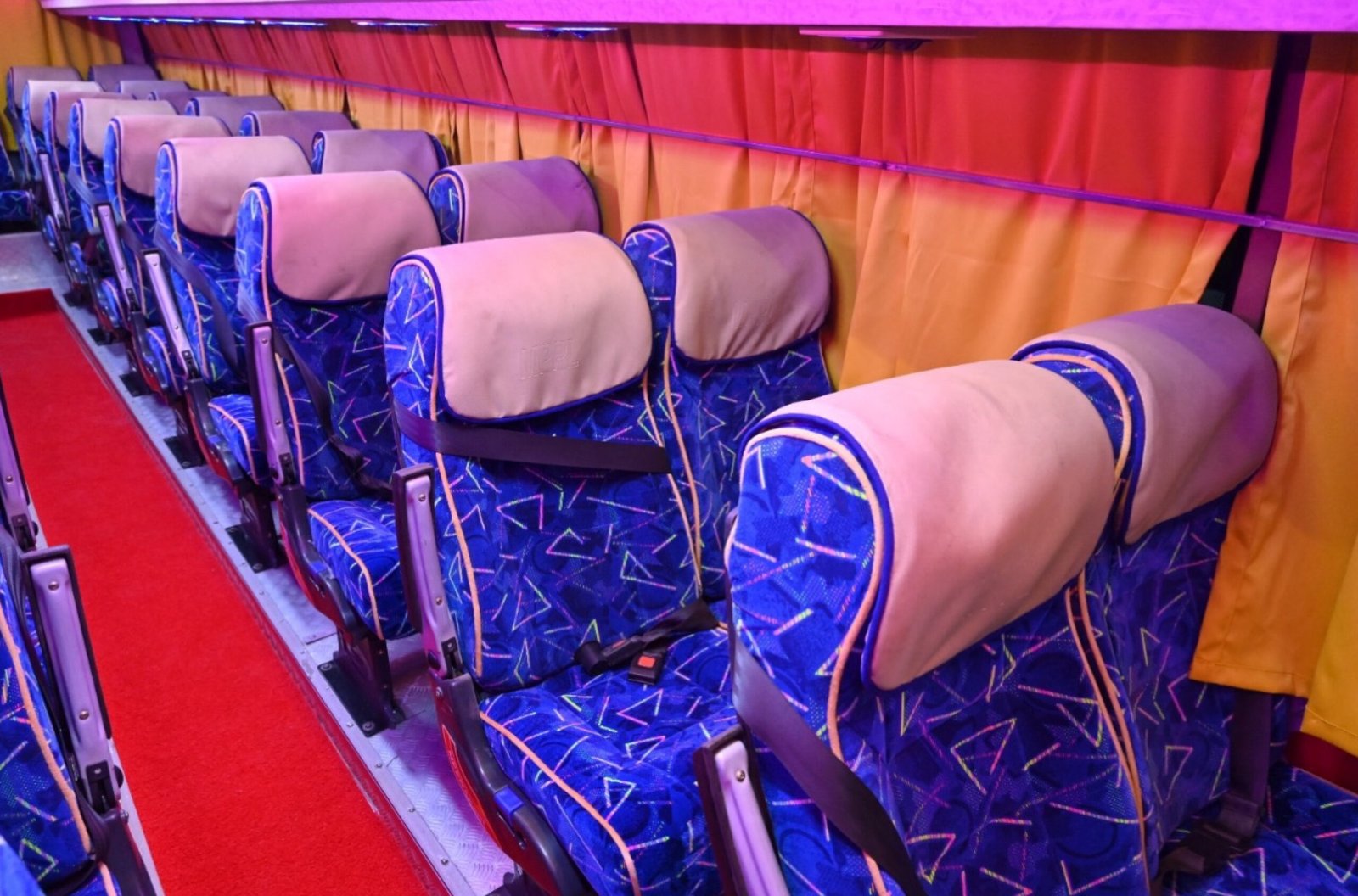 Tempo Traveller 5