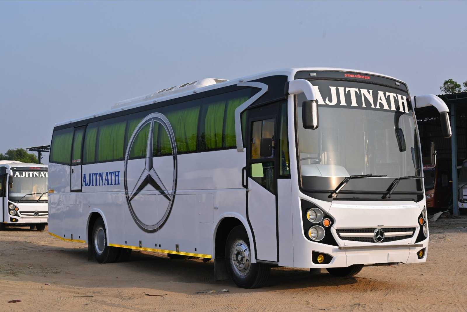 Tempo Traveller 2